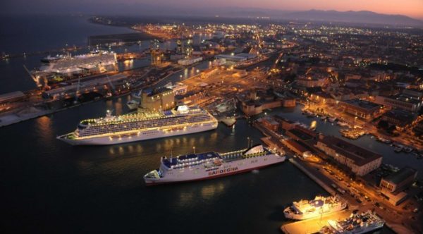 Il porto di livorno